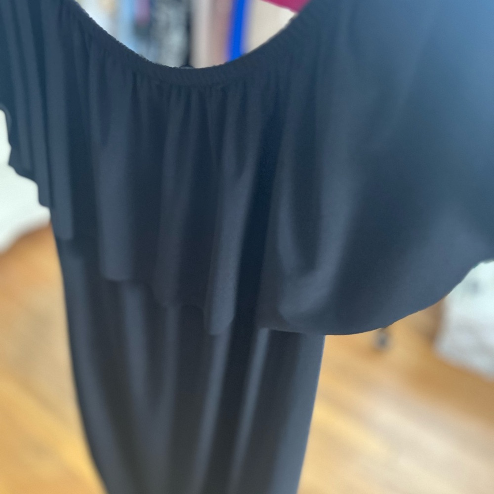 Elegant Black Off-Shoulder Dress